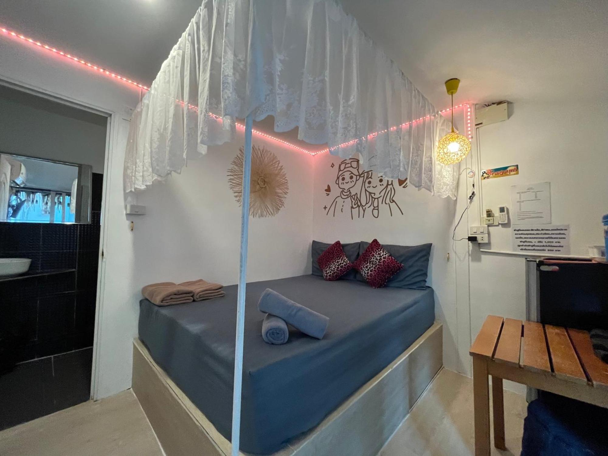 Miyabi Koh Larn & Lisaa Koh Larn Villa Bagian luar foto