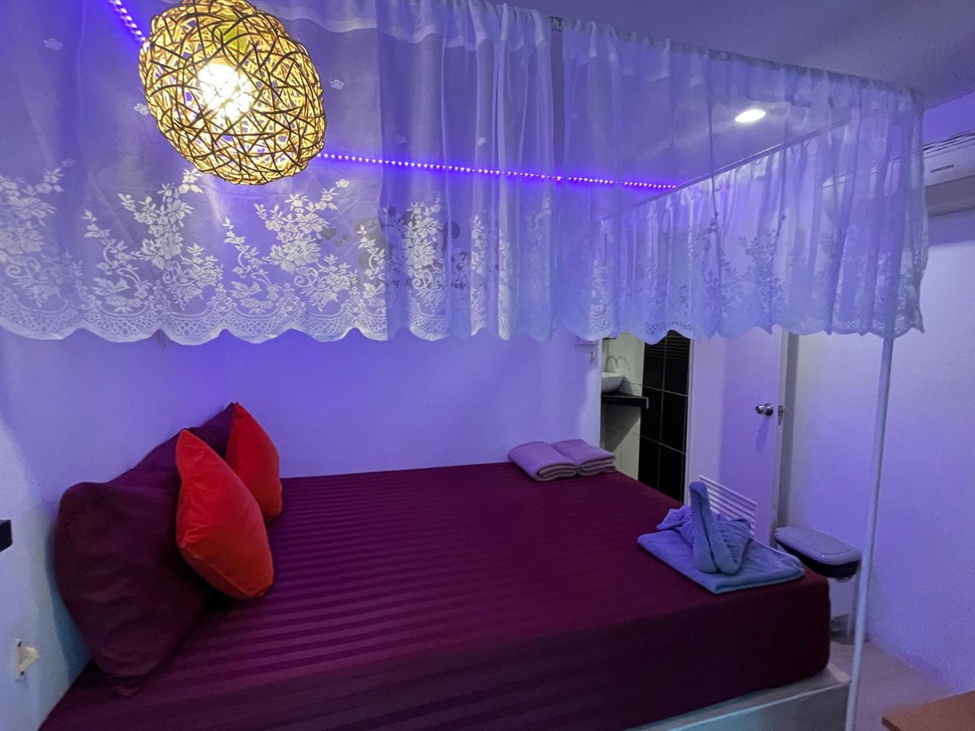 Miyabi Koh Larn & Lisaa Koh Larn Villa Bagian luar foto